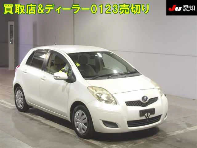 TOYOTA VITZ 2010