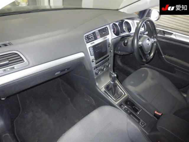 VOLKSWAGEN GOLF 2014