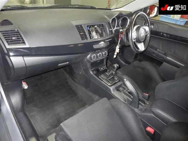 MITSUBISHI LANCER 2014