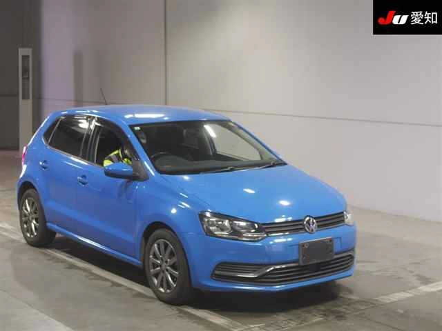 VOLKSWAGEN POLO 2015