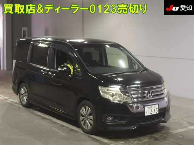 HONDA STEP WAGON 2013