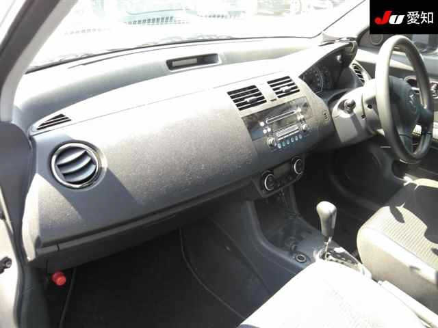 SUZUKI SWIFT 2010