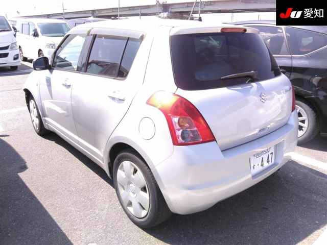 SUZUKI SWIFT 2010