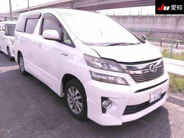 TOYOTA VELLFIRE 2013