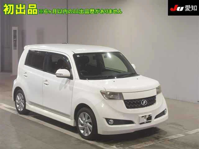 TOYOTA BB 2012