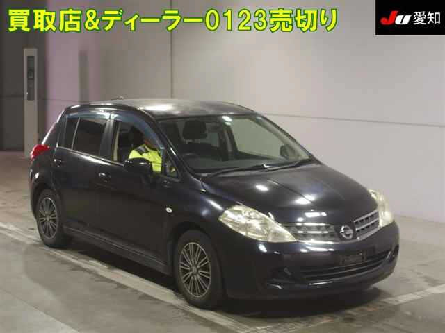 NISSAN TIIDA 2011