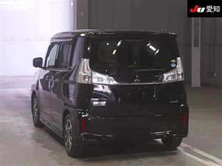 MITSUBISHI DELICA D2 2020