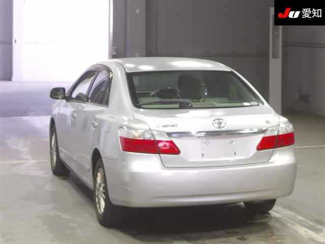 TOYOTA PREMIO 2009