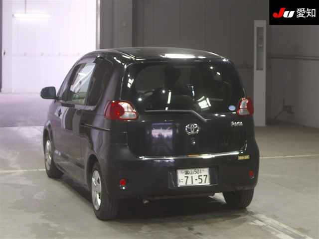 TOYOTA PORTE 2009