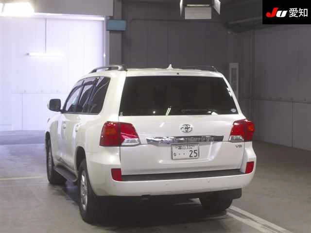 TOYOTA LAND CRUISER 2013