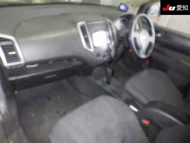 NISSAN WINGROAD 2016