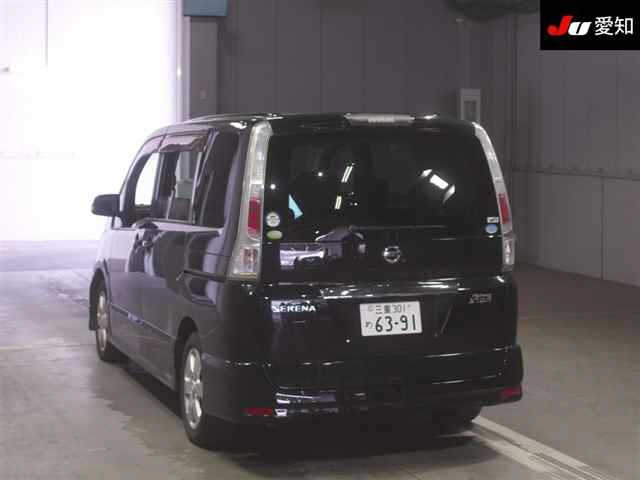 NISSAN SERENA 2010