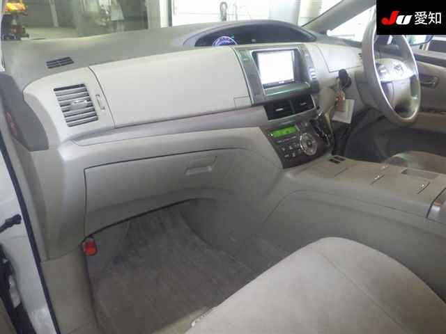 TOYOTA ESTIMA HYBRID 2010