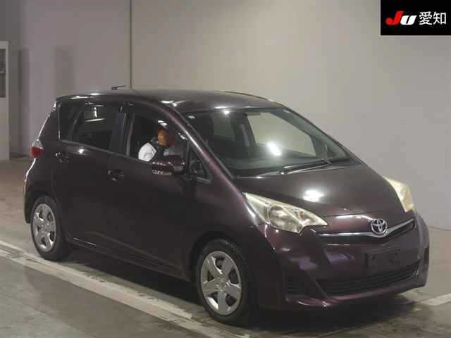 TOYOTA RACTIS 2011