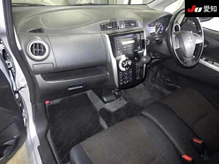 MITSUBISHI EK CUSTOM 2013