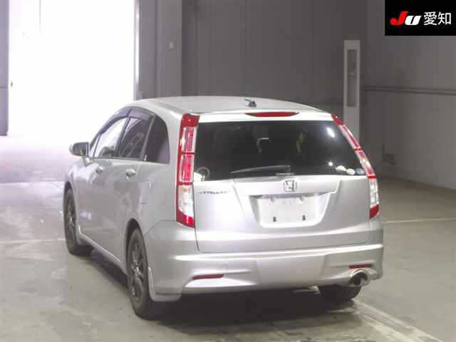 HONDA STREAM 2010