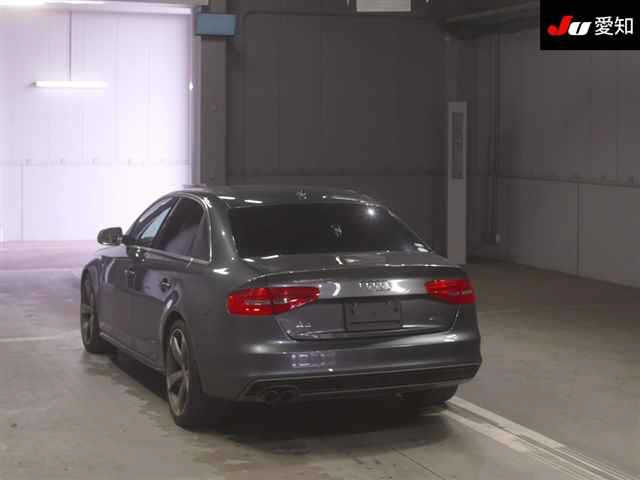 AUDI A4 2014