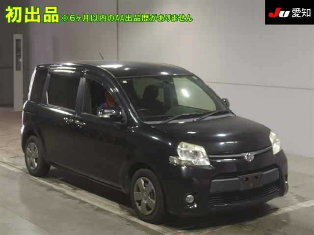 TOYOTA SIENTA 2014
