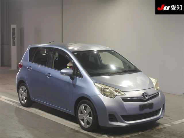 TOYOTA RACTIS 2011