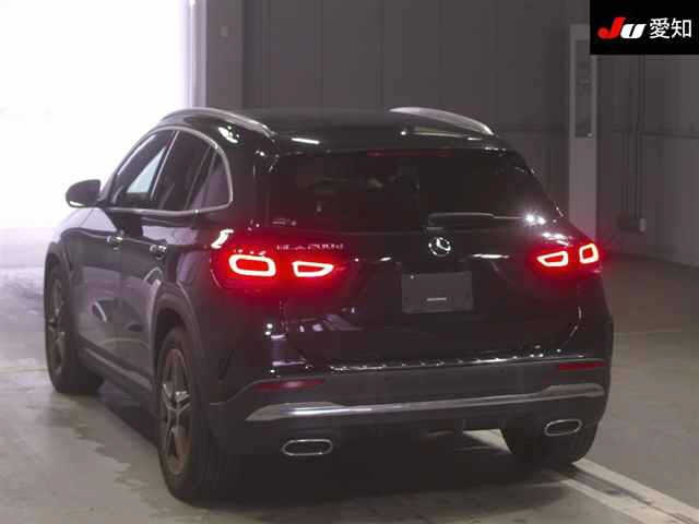 MERCEDES BENZ GLA CLASS 2020
