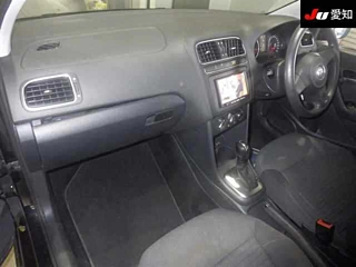 VOLKSWAGEN POLO 2011