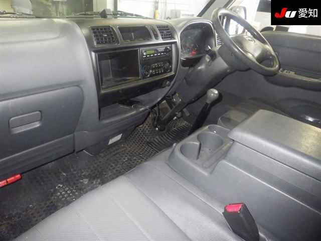 MAZDA BONGO VAN 2013