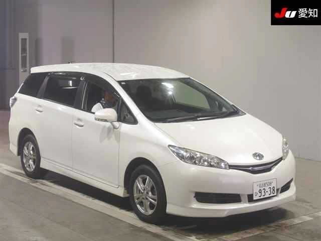 TOYOTA WISH 2014