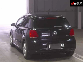 VOLKSWAGEN POLO 2010