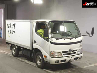 TOYOTA DYNA 2012