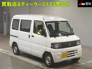 MITSUBISHI MINICAB VAN 2008