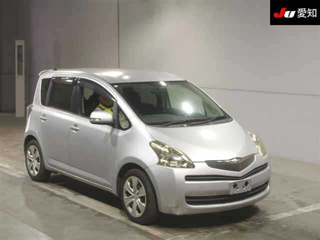TOYOTA RACTIS 2010
