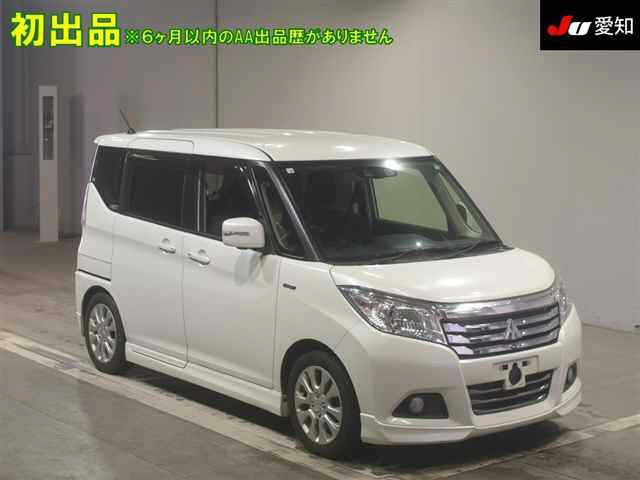 MITSUBISHI DELICA D2 2018