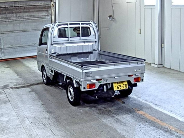 NISSAN CLIPPER TRUCK 2017