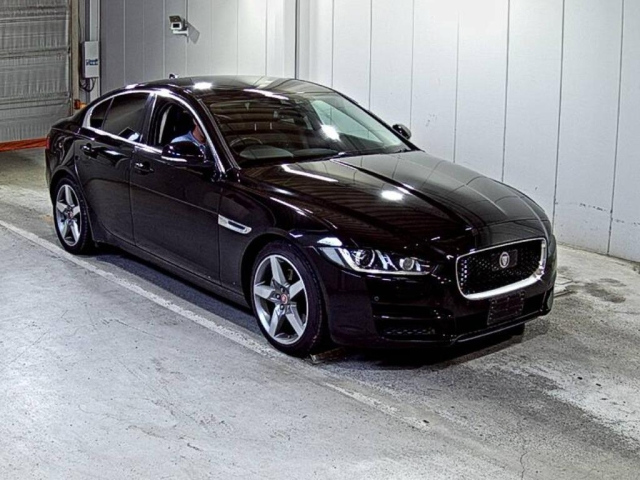 JAGUAR XE 2016