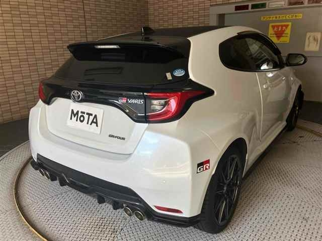TOYOTA YARIS 2021