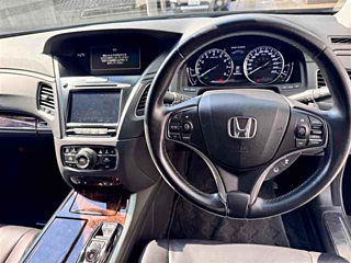 HONDA LEGEND 2015