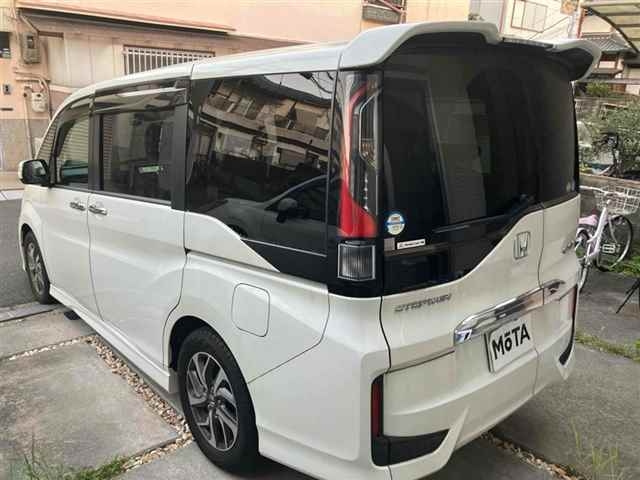 HONDA STEP WAGON 2016