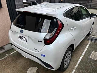 TOYOTA AQUA 2022