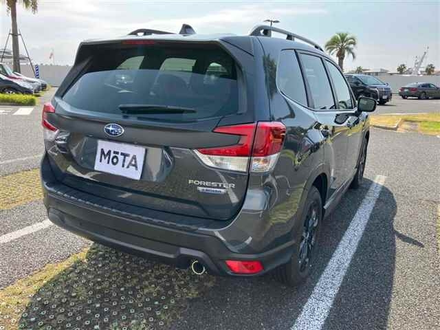 SUBARU FORESTER 2024