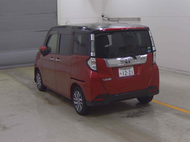 TOYOTA TANK 2019