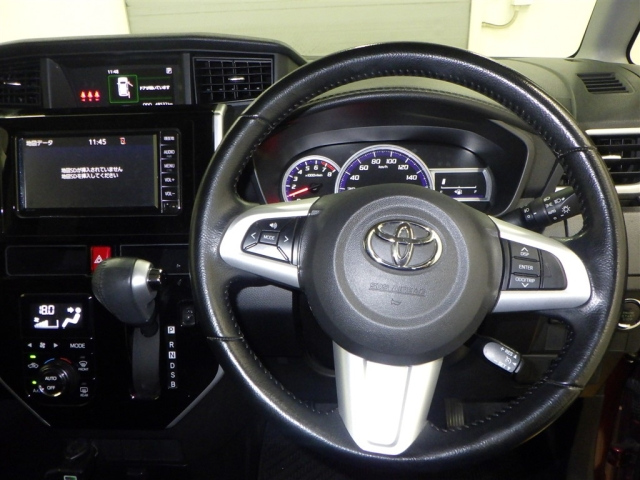 TOYOTA TANK 2019