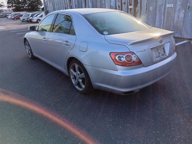 TOYOTA MARK X 2008