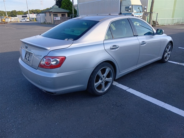 TOYOTA MARK X 2008