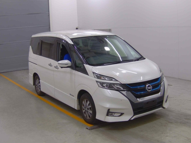 NISSAN SERENA 2018
