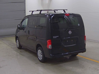 NISSAN NV200 2020