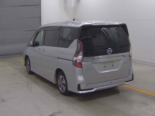 NISSAN SERENA 2020