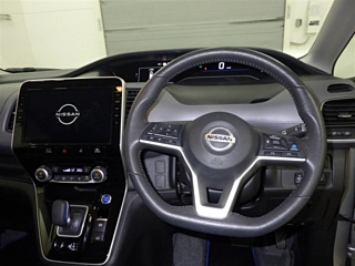 NISSAN SERENA 2020