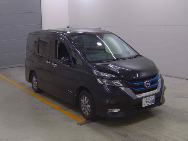 NISSAN SERENA 2019
