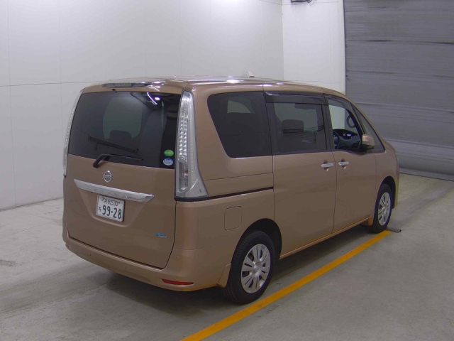 NISSAN SERENA 2015