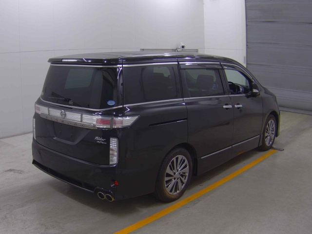 NISSAN ELGRAND 2014